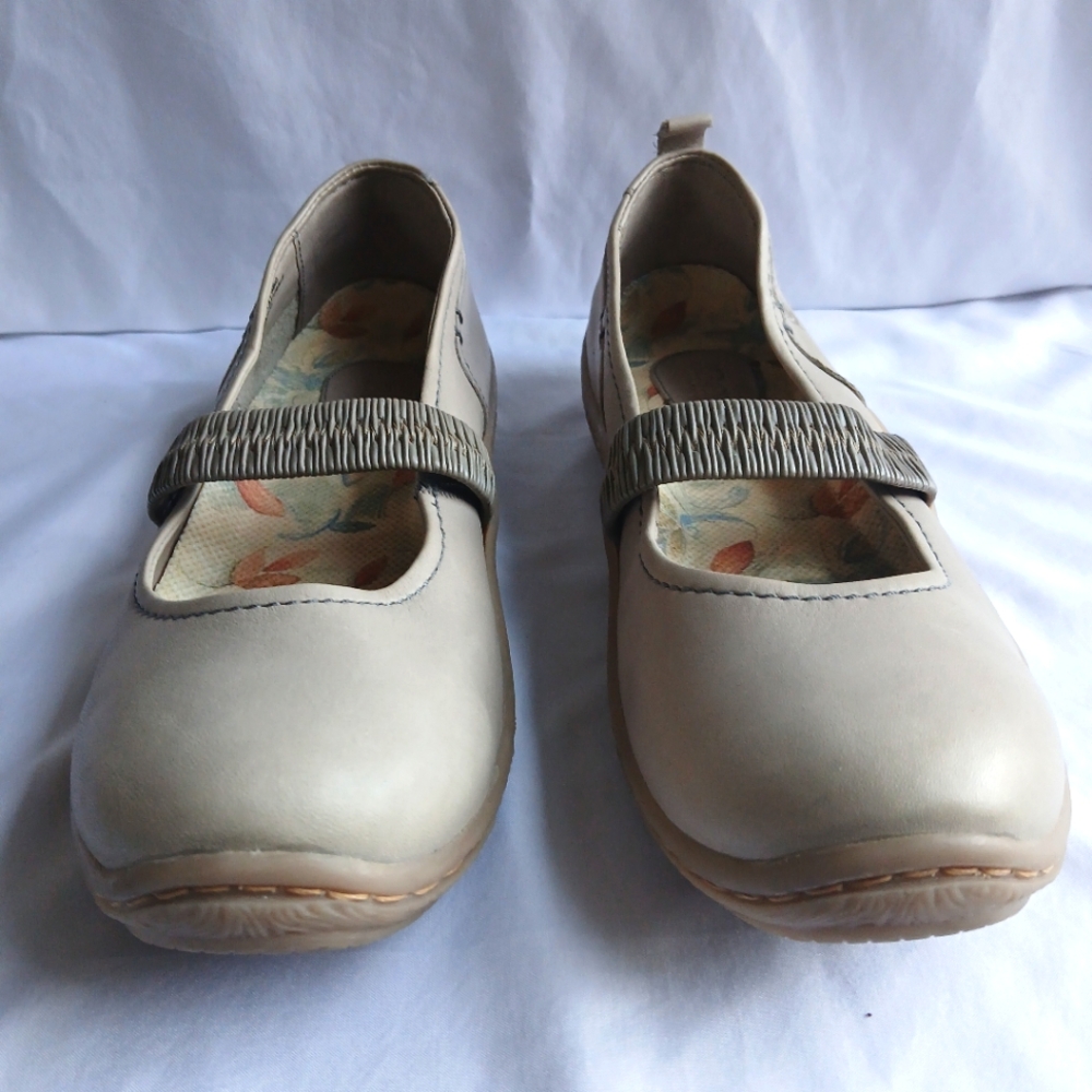 Born Handcrafted Comfort Flat Mary Jane Shoes